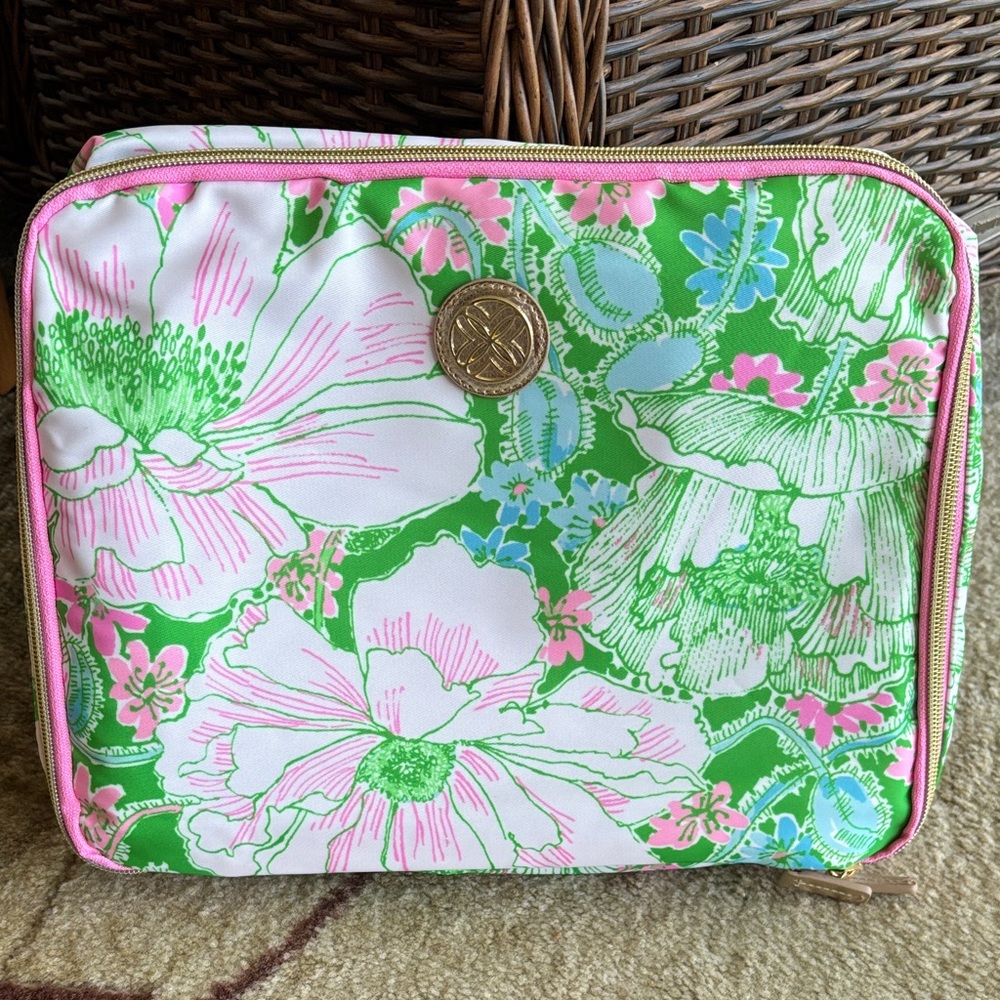 NWOT Lilly Pulitzer Pink & Green Floral Mult Purpose Bag - Picture 3 of 10